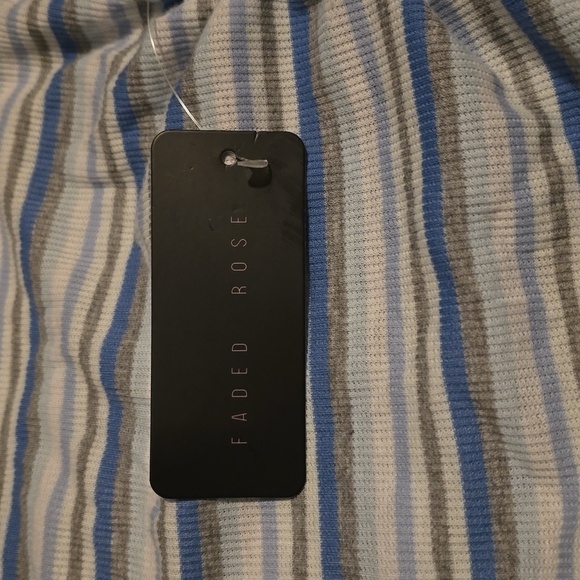 Striped crop t-shirt - Picture 3 of 6